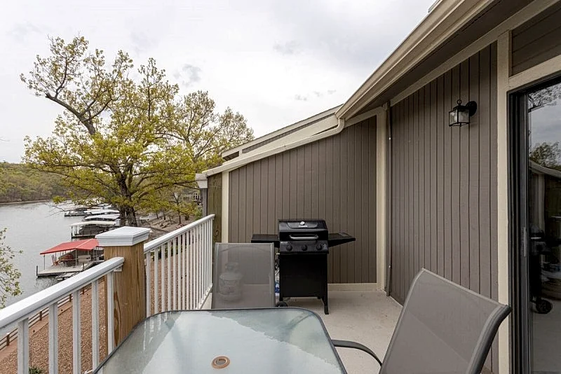 Lazy B-11 - Watch the Sunset from this Top Floor Waterfront Condo!