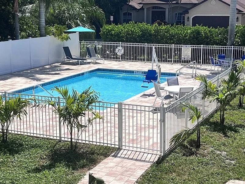 Gardenia in Southside Village: Lucky Vacation Homes