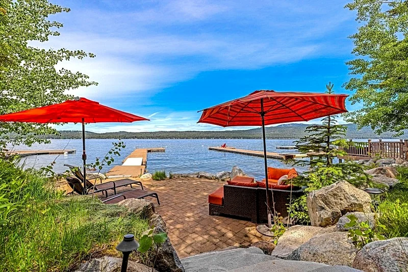 McCall Lakefront Oasis - Family Summer Paradise - Hot tub - Dock - 4 Bedrooms