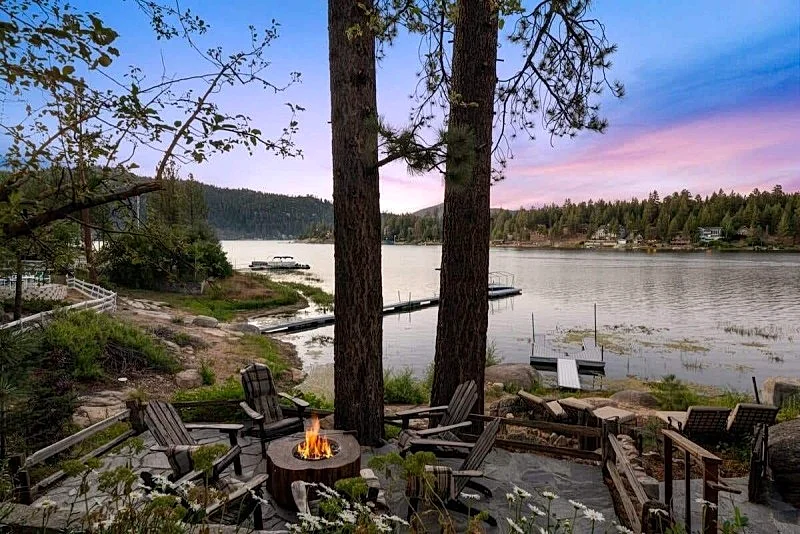 Black Fox Cottage - Stunning Lakefront w/Dock/Views/Fire pit - Big Bear Lake