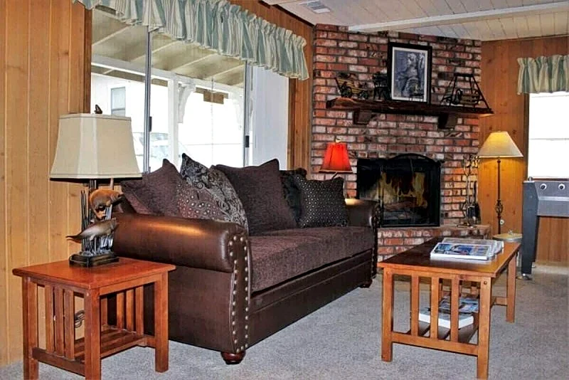 Southern Comfort - Cabin w/Foosball & A/C - Big Bear Lake