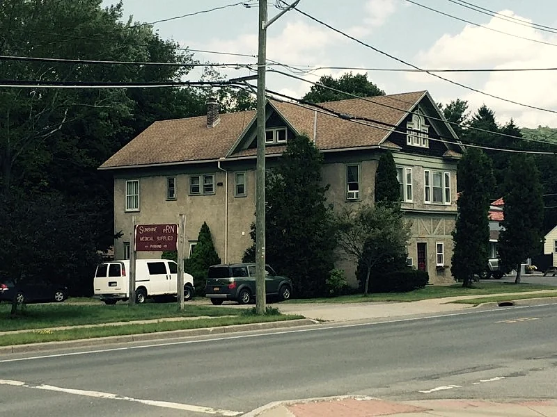 Spacious 4-Bedroom Apartment in Oneonta, Steps from All Star Village