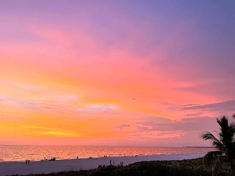 Remodeled Beachfront 1 Bed w/ Beautiful Gulf Views!