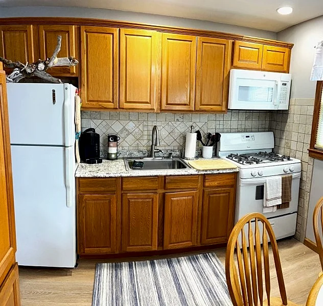 Great Winter Rental Pricing, 2 Bedroom in Seaside Heights, New Jersey, United States — photo 3