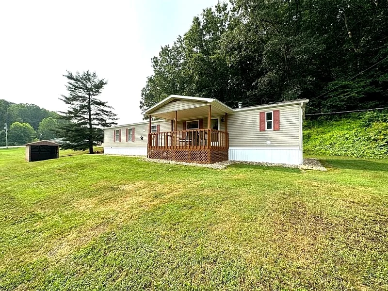 Burr Oak Bungalow near Hocking Hills w/ hot tub