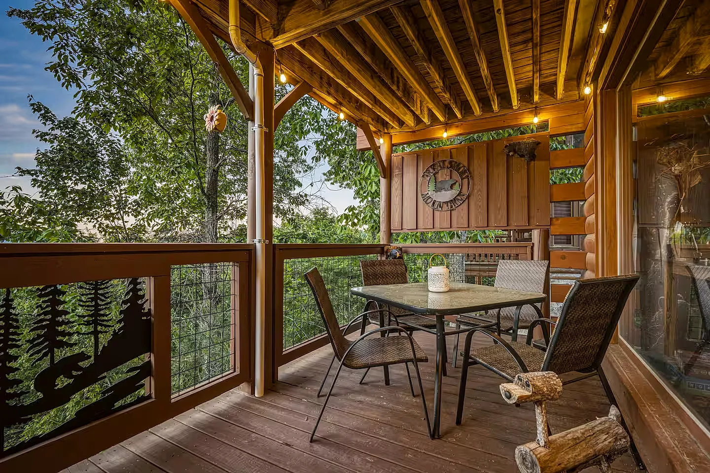 Bear Ridge Mountain View, Game Room & Hot Tub in Sevierville, Tennessee, United States — photo 4