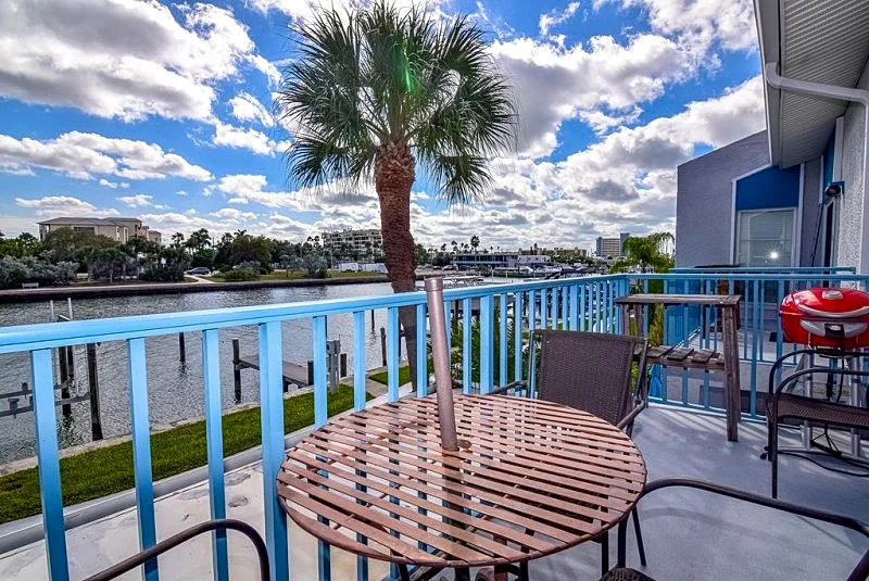 WATERFRONT -Madeira Beach Yacht Club 2 BR 1 Bath Condo, on Florida- Intercoastal