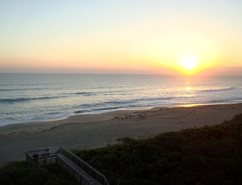 Oceanfront Penthouse Paradise, S. Hutchinson Island IRP, Pets welcome for FREE!