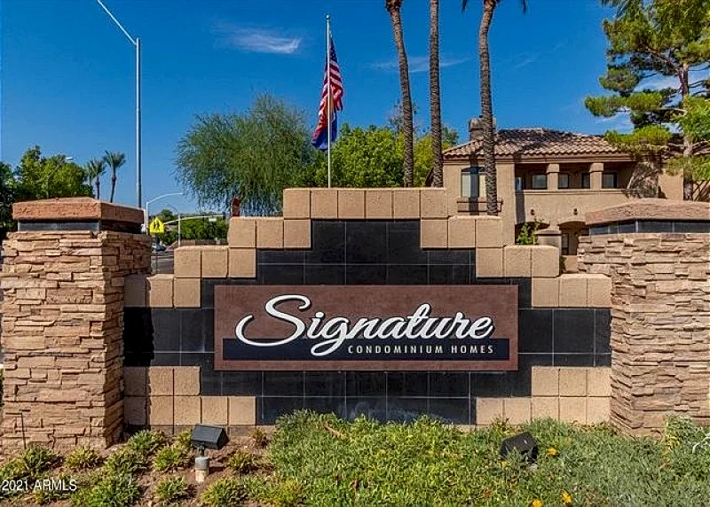 Newly Furnished Condo in Highly Desired Signature Complex of North Scottsdale