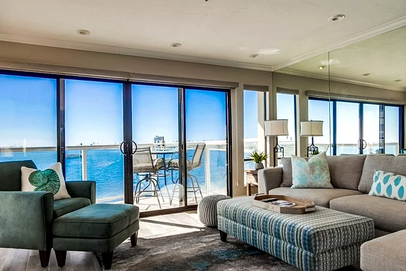 Jeff`s Riviera Villa: Bay Views, Balcony & Bikes