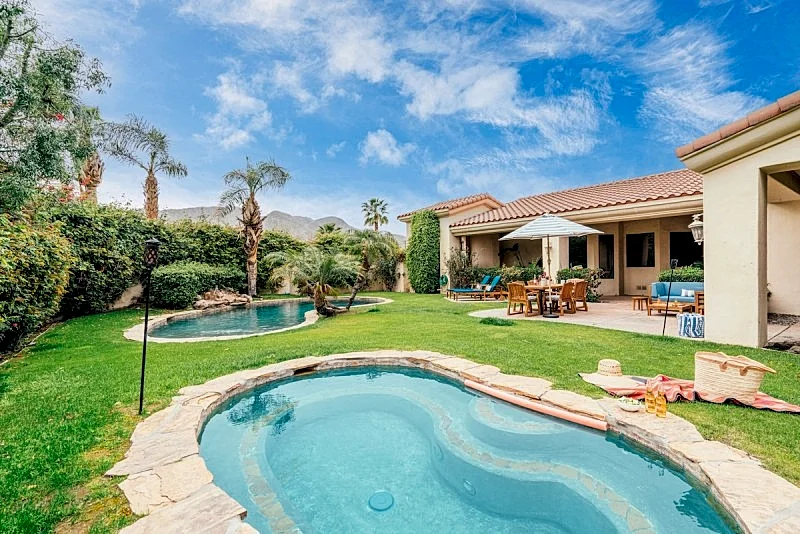 Firefly by AvantStay | Spacious Backyard w/ Pool& Hot Tub!