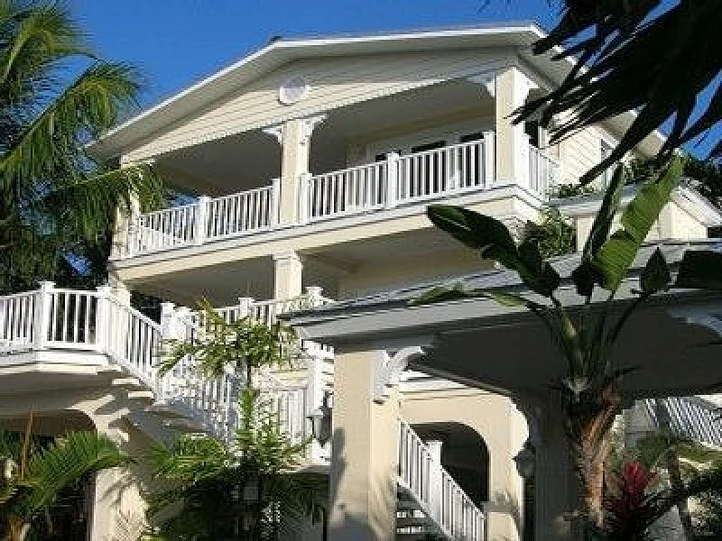 Oceanfront Luxury 'Mar Azul'