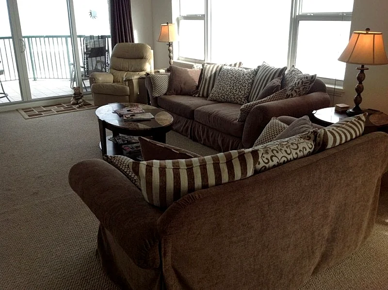 Designer Style 8th Floor Oceanfront Condo