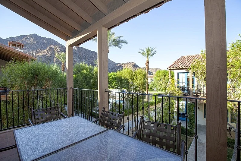#358- Upstairs 3 Bedroom Villa