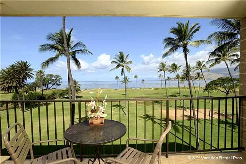 Kauhale Makai 434, 2 Bedroom, 2 Bathroom Oceanfront Condo, Pool