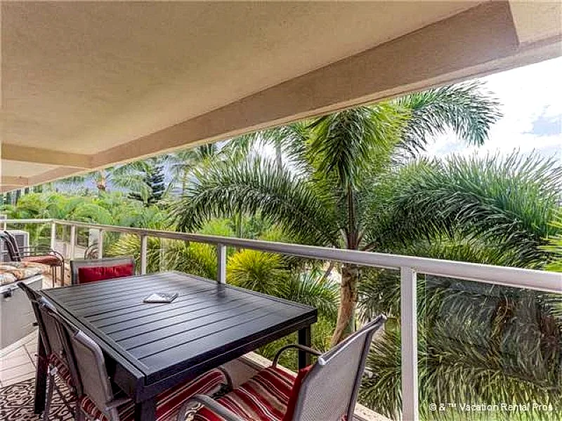 Maui Banyan T-301 - Modern and Completely Renovated Top-Rated Two-Bedroom Condo