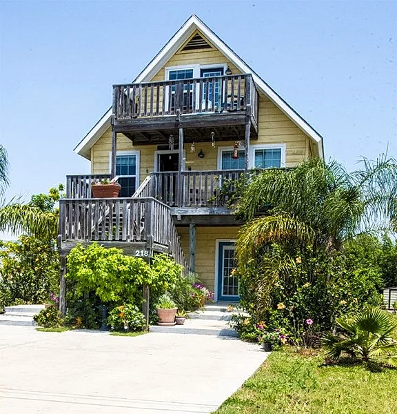 Island Serenity- Island Time Up in Old Town
