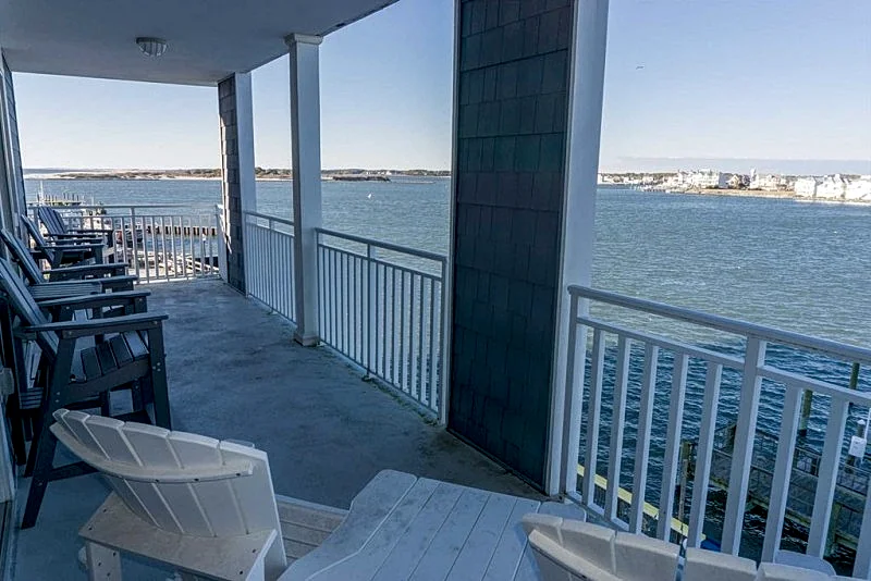 Large Direct Bayfront Condo Downtown close to Boardwalk, Beach, Amusement Pier