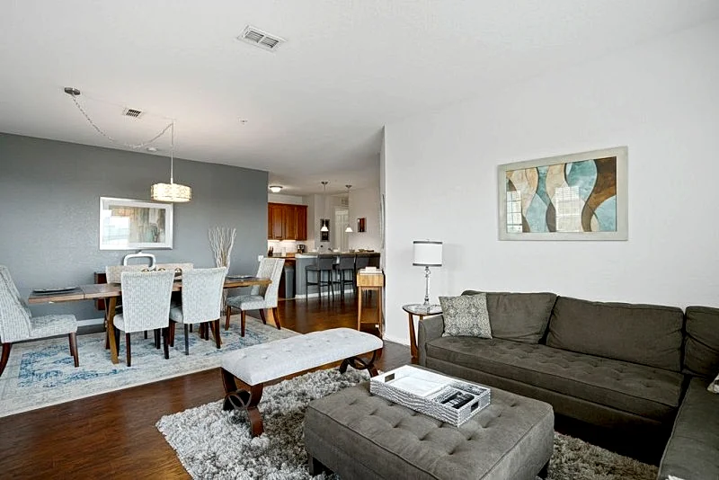Exceptional Vista Cay Condo near Theme Parks. Walk to Conventions