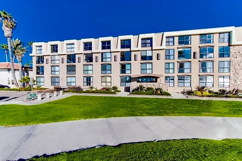 Bree’s Ocean Point Penthouse