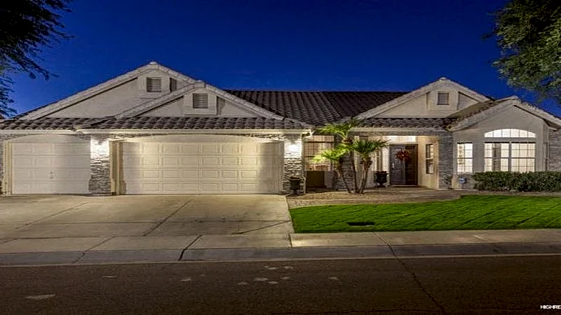 Luxury North Scottsdale Home Near Kierland With Pool!