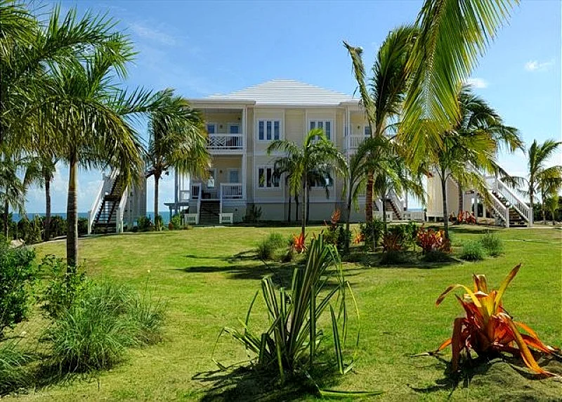 Penthouse Condo w/Htd Pool, Beach, 2-Ocean View, Kayaks, Golf Cart, Boat Dock