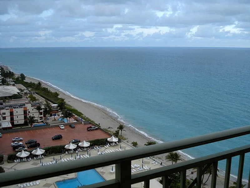 Ocean Views: 16th Floor Condo in Amazing Building with Pool – Prime Hallandale Beach Location!