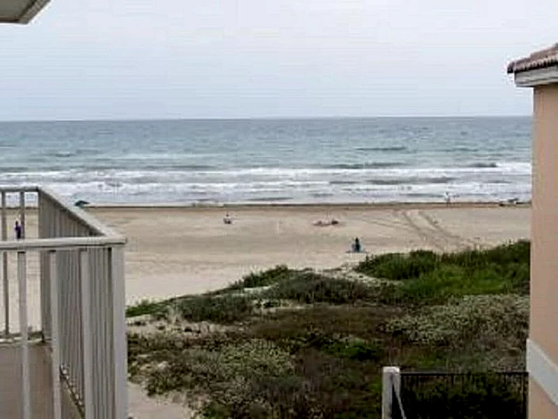 Condo On The Beach !