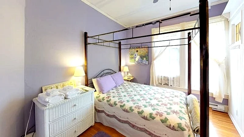 Primrose Path Bed and Breakfast Hocking Hills with Hot Tub