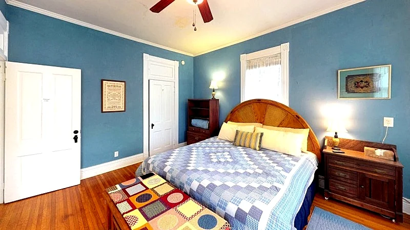 Lane Room Primrose Bed & Breakfast near Hocking Hills