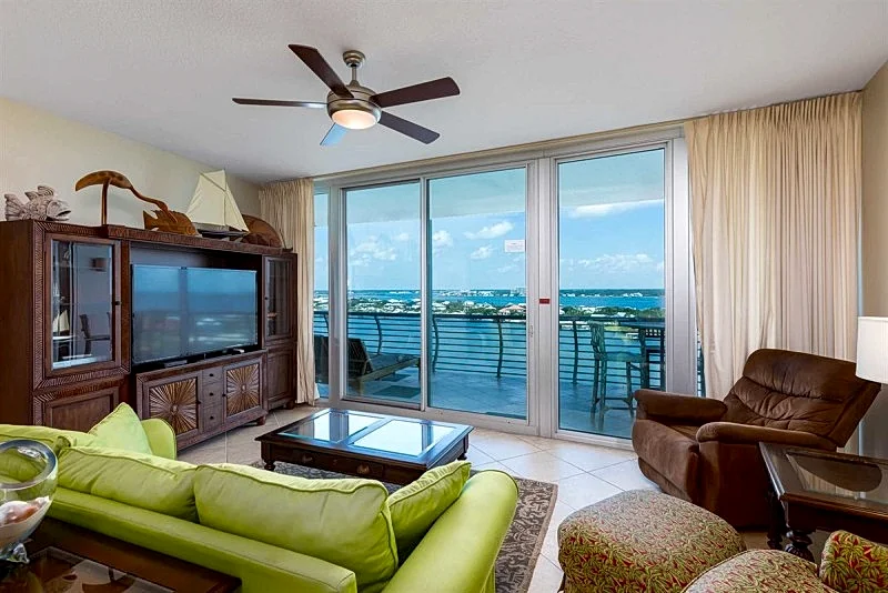 Bella Luna 1103 | PROFESSIONAL CLEANING | Beautiful View |