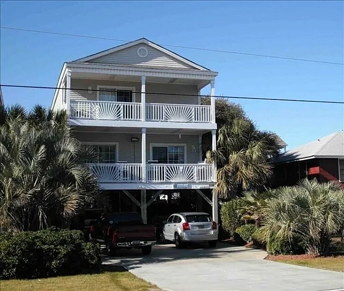 Seconds to the Beach - Private Pool-Hot Tub - Crystal Blue Persuasion