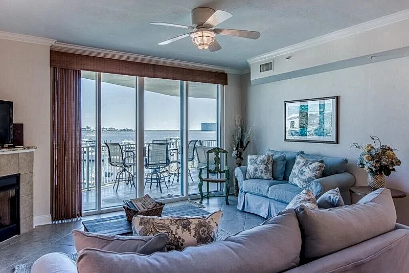 FANTASTIC RATES! BOOK NOW AND SAVE!*Moorings 219 2BR/2BA Sleeps 8!