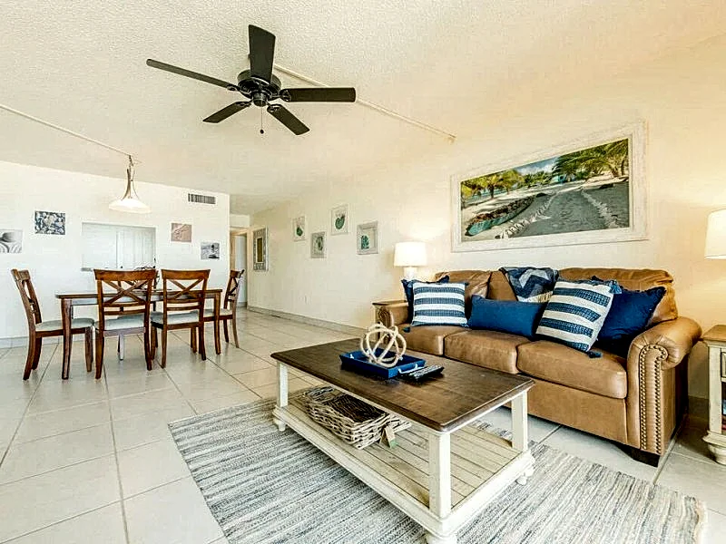 Amazing Direct Oceanfront View - Next to Pier - Penthouse
