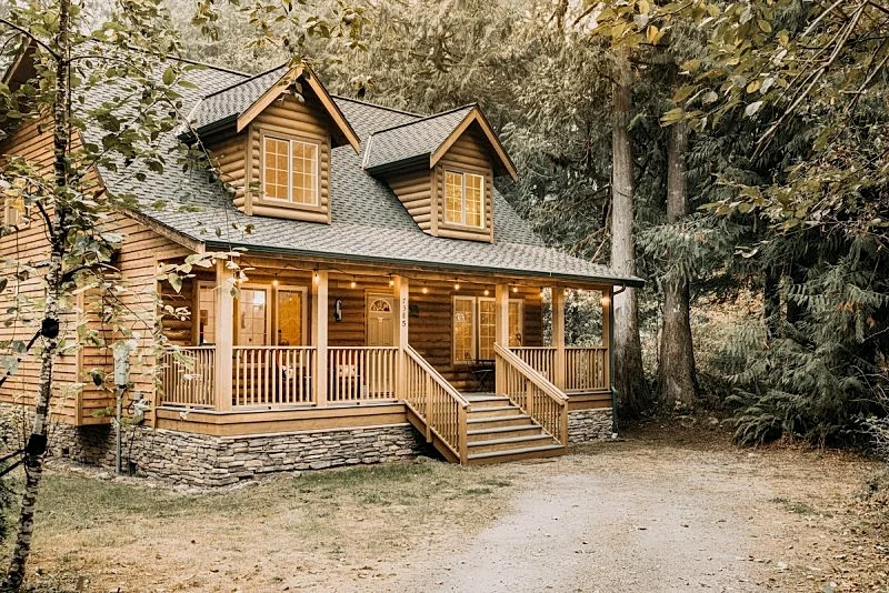 Glacier Springs Cabin #89 - Hot Tub - Wi-Fi - A/C