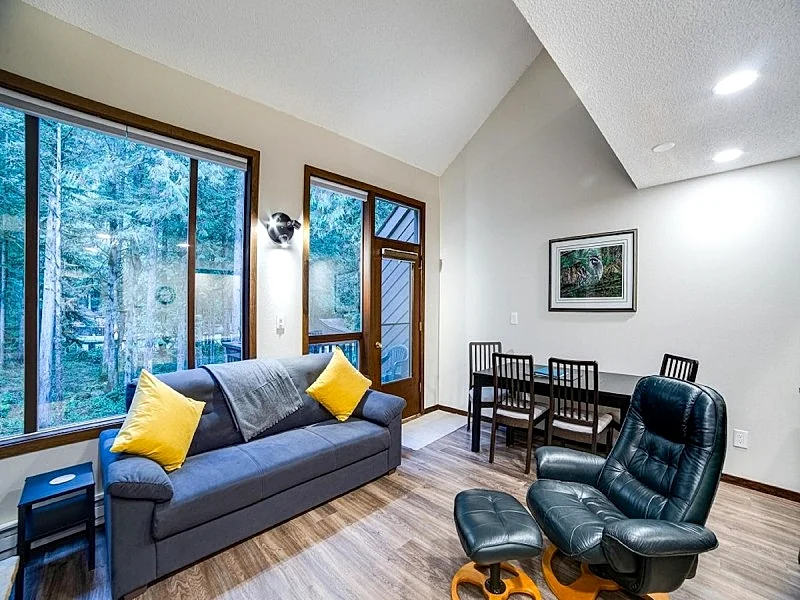 Snowater Condo #68 - Wi-Fi - Dishwasher - Sleeps 4
