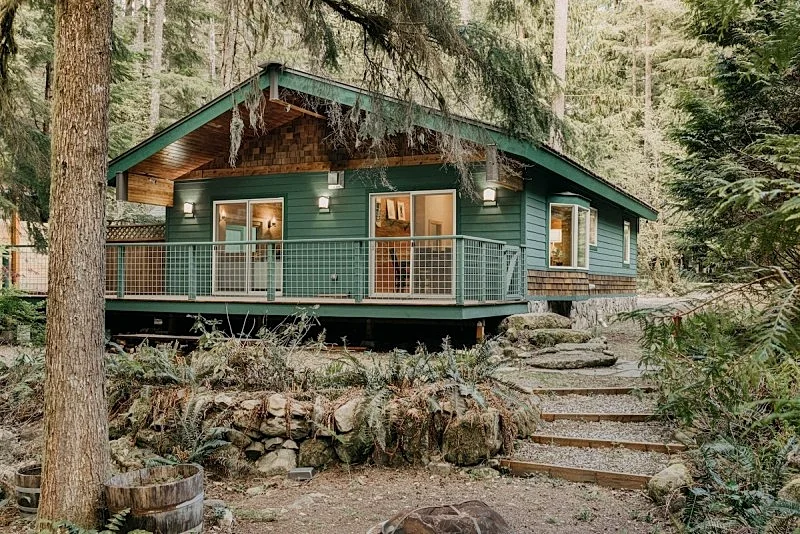 Glacier Springs Cabin #60 - Soaker Tub - Blu-Ray - Sleeps 4