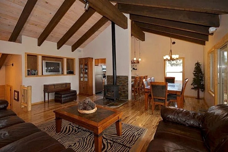 Tahoe Beach Vacation Rentals | 4BR Home Hot Tub near Northstar in Kings Beach, California, United States — photo 2