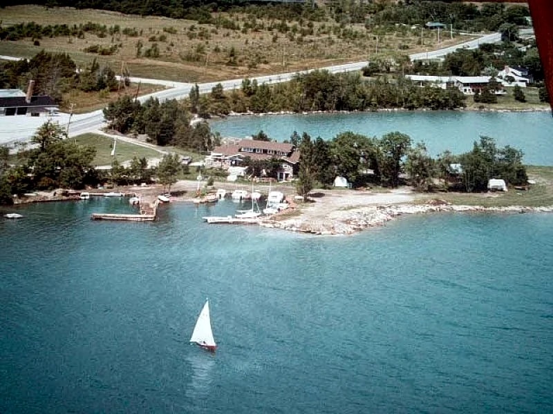 Owen Sound - 4 Bedrooms and 1 Bathroom in Owen Sound, ON in Owen Sound, Ontario, Canada — photo 3