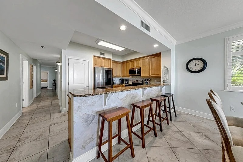 Azure 201 in Okaloosa Island, Florida, United States — photo 4