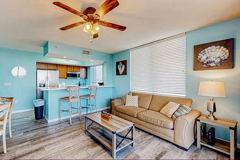 Destin West Pelican 501 in Okaloosa Island, Florida, United States — photo 3