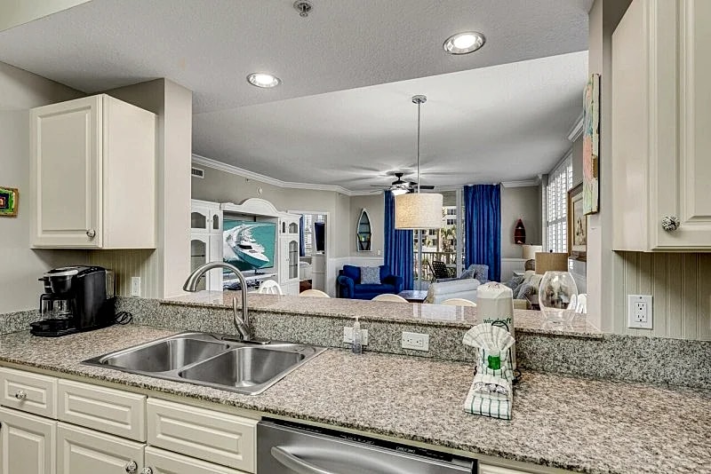 Destin West Heron L-09 in Okaloosa Island, Florida, United States — photo 5