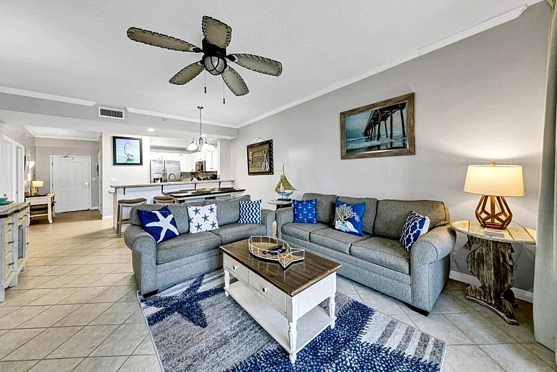 Destin West Pelican L-07 in Okaloosa Island, Florida, United States — photo 3