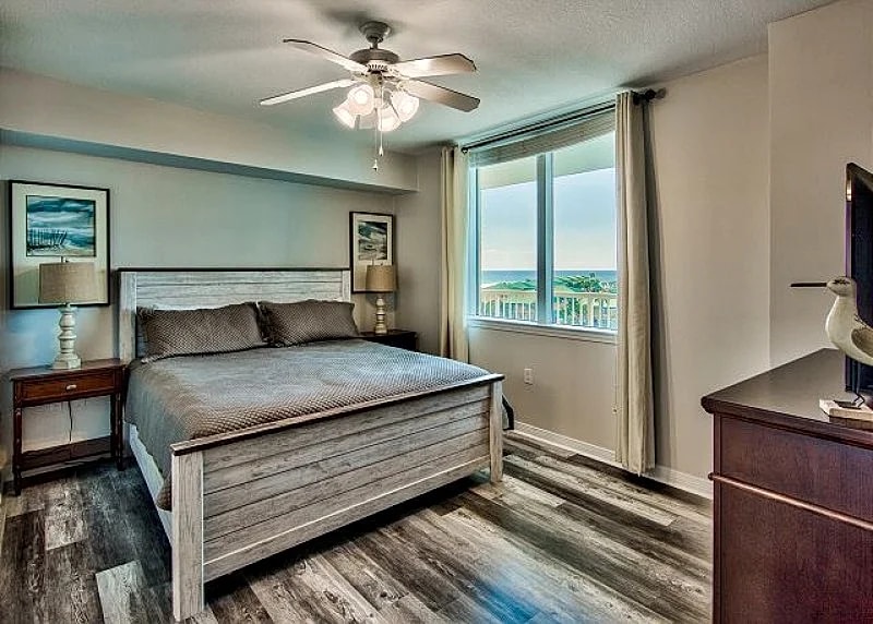 Destin West Pelican 606 in Okaloosa Island, Florida, United States — photo 3
