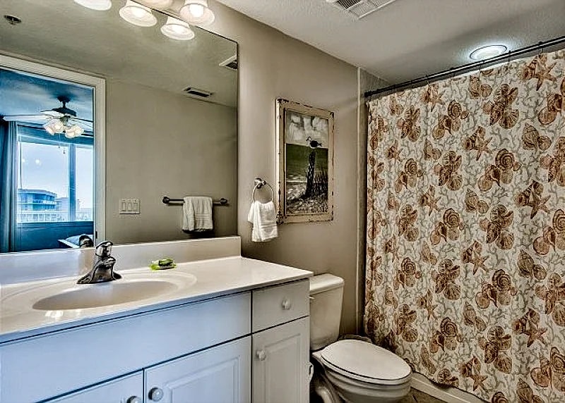 Destin West Pelican 606 in Okaloosa Island, Florida, United States — photo 4