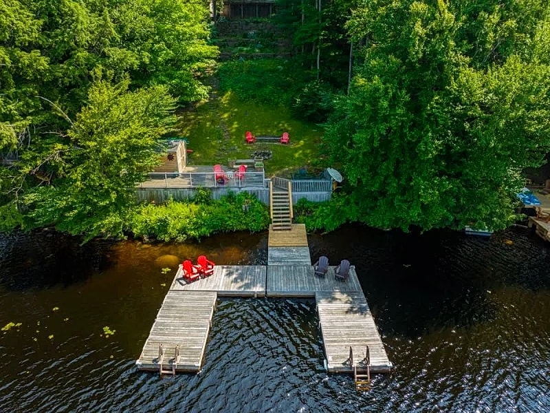 Lake Vernon Cottage #111, 4-BR, 1-BA, Huntsville in Huntsville, Ontario, Canada — photo 2