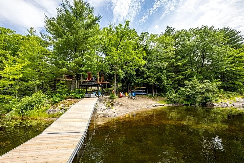 Muskoka Lakefront Cottage #909 on Sparrow Lake in Orillia, Ontario, Canada — photo 2