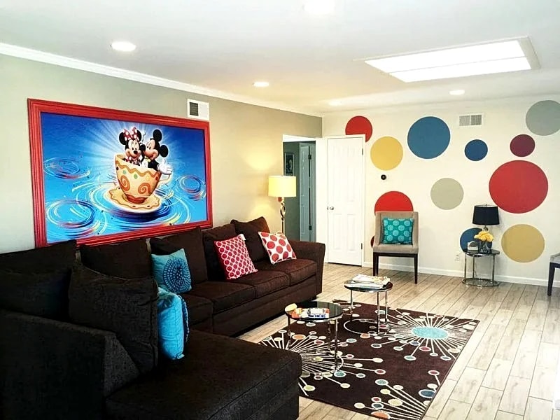 Magicway Villas +Tea Cup Pool House + Large Backyard in Anaheim, California, United States — photo 2