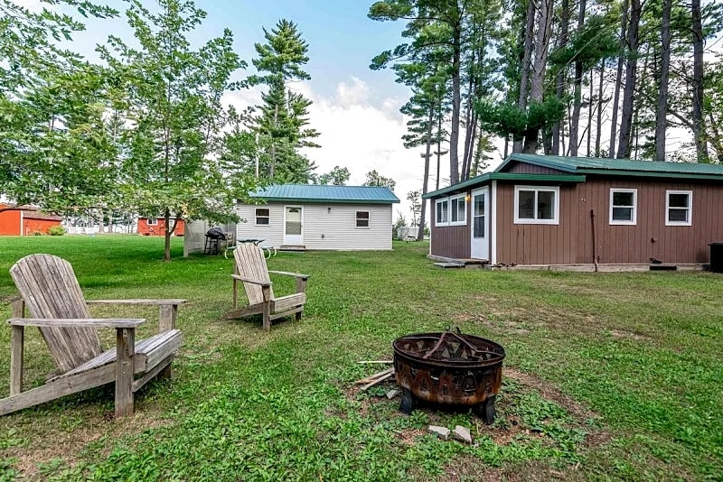 A PAIR OF COZY CABINS WITH PRIVATE PIER ON LAKE PETENWELL