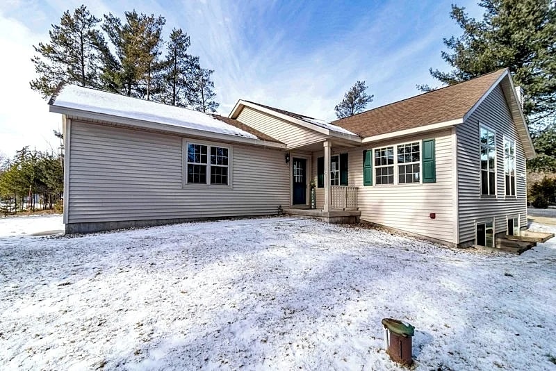 SPACIOUS RETREAT IN ROME, WI - MINUTES FROM SAND VALLEY GOLF RESORT in Nekoosa, Wisconsin, United States — photo 2